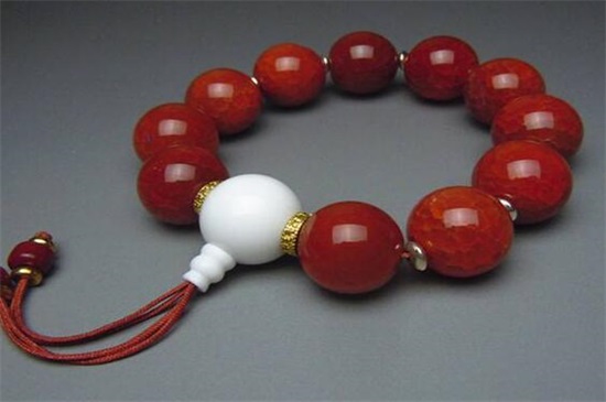 Red agate function, the benefits of red agate to the human body