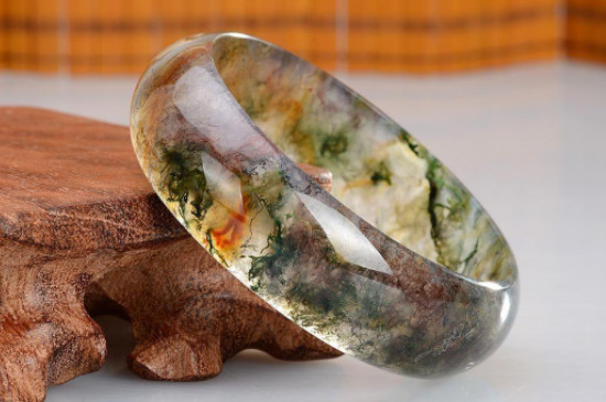 How to identify the authenticity of water grass agate